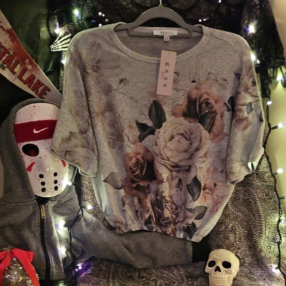 Gaze Gray Floral Sweatshirt - Picture 1 of 4